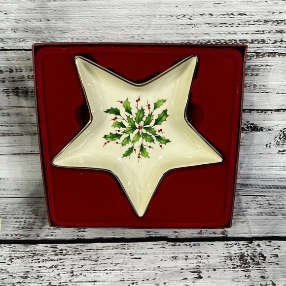 Lenox Holiday Dimension Collection Star Candy Dish Christmas Holly Berries - Picture 4 of 12
